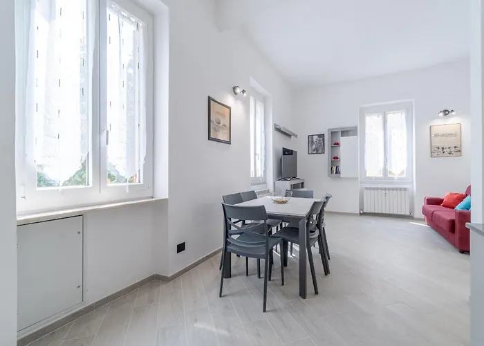 Appartement Guesthost - Albaro District Comfy Flat