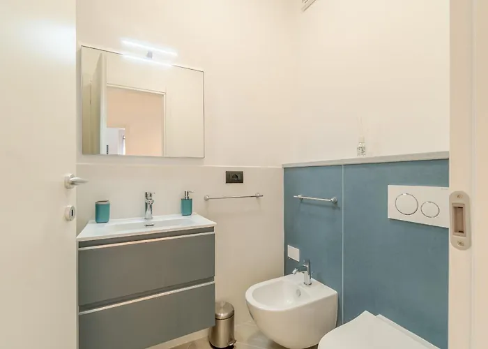 Guesthost - Albaro District Comfy Flat Lägenhet